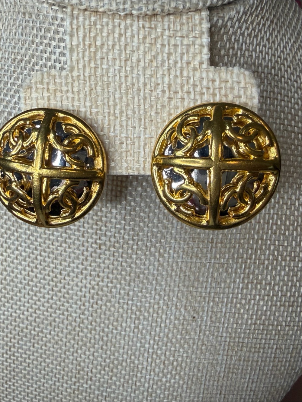 Chanel 1993 CC Cut Out Filigree Cage Button Clip On Earrings Gold Tone Vintage